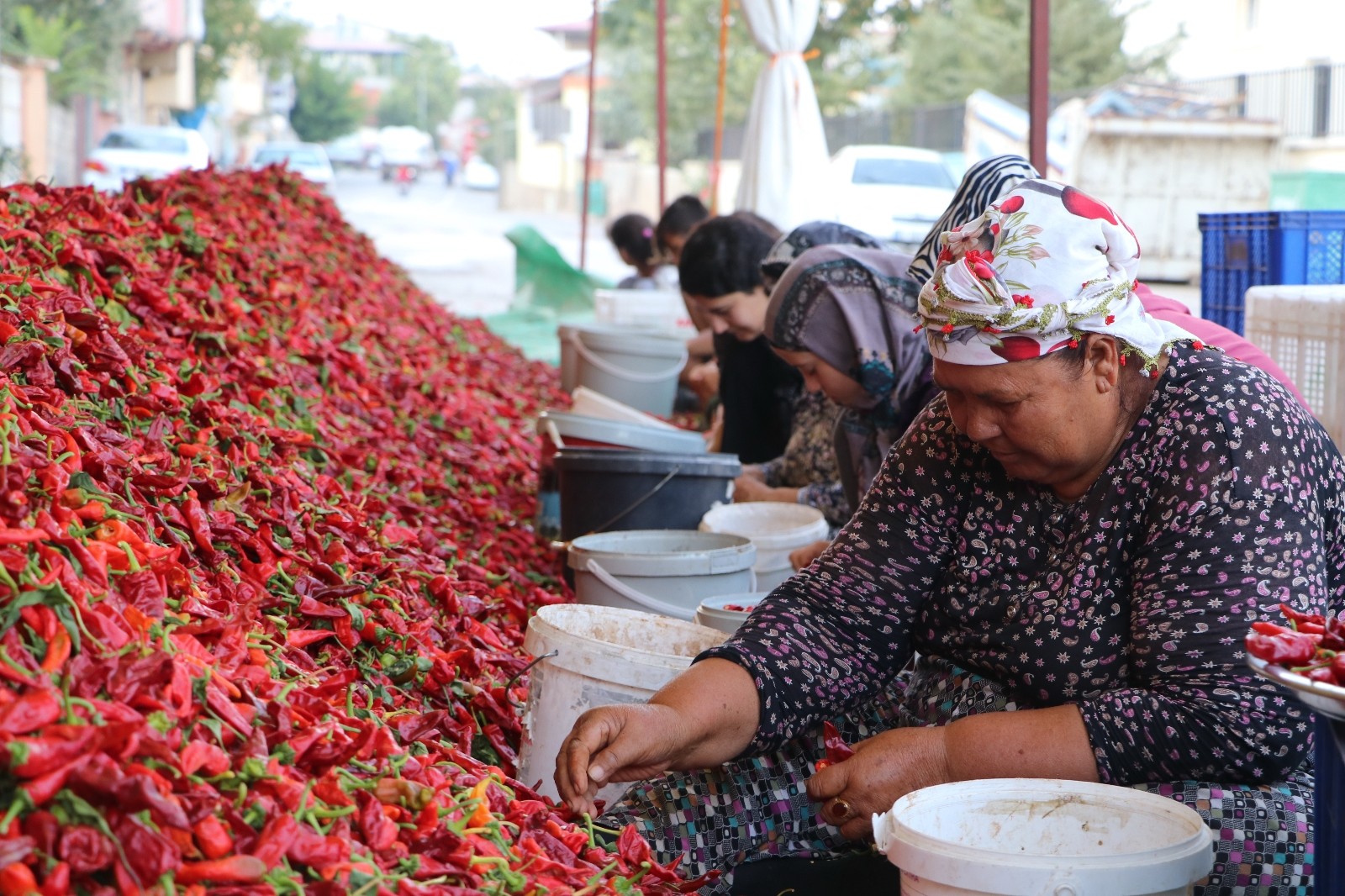 Kadınların ’en acı’ mesaisi