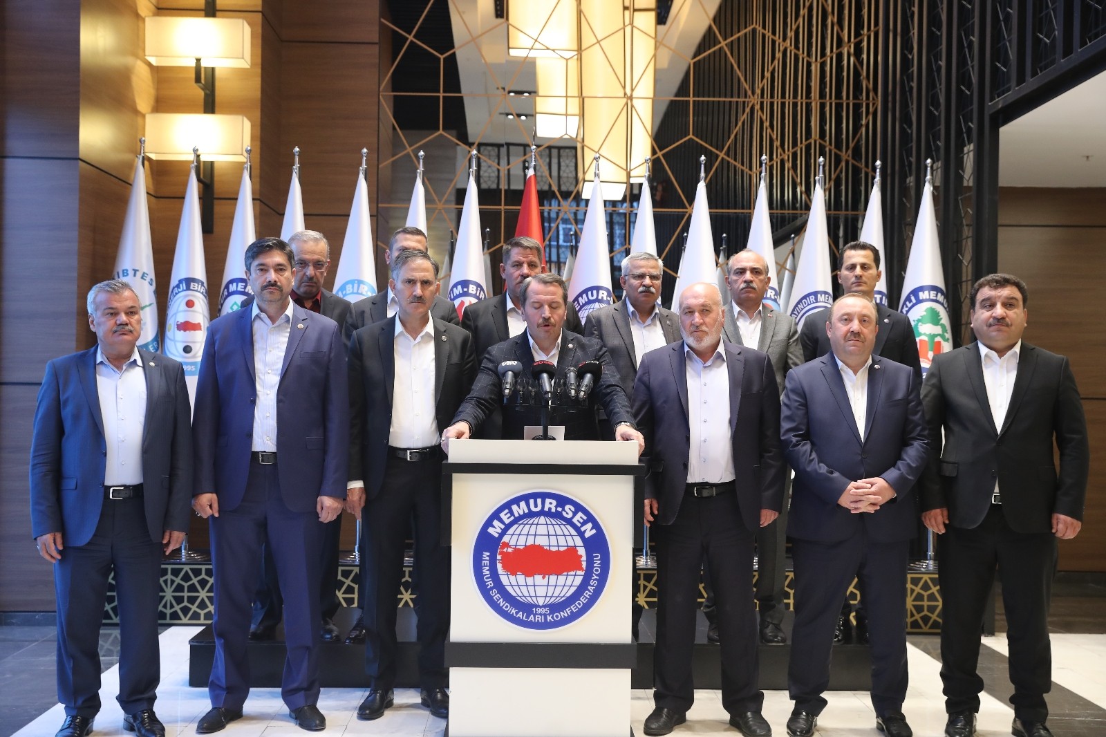 Memur Sen Genel Başkanı Yalçın: “Bize sunulan teklif, toplu pazarlığın başlamasını sağlayacak nitelikte değil”