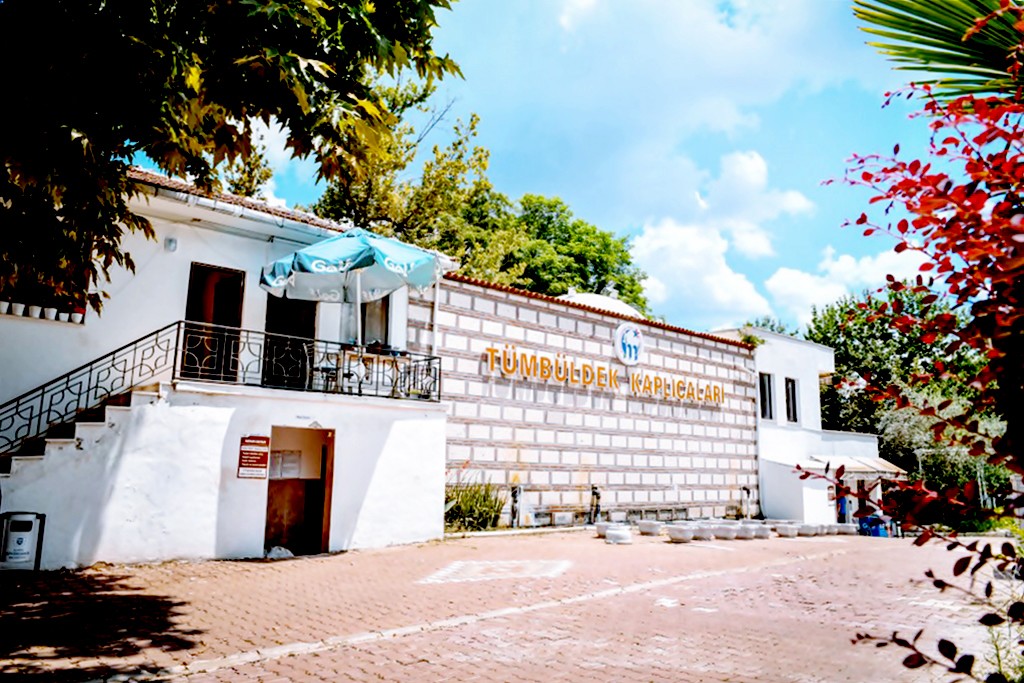Tümbüldek’e 300 yataklı otel yatırımı