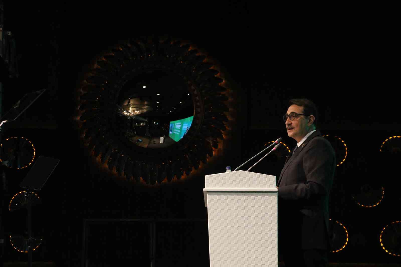 Bakan Dönmez: “Farklı tarife grupları oluşturulabilir mi diye ekibimiz çalışıyor”