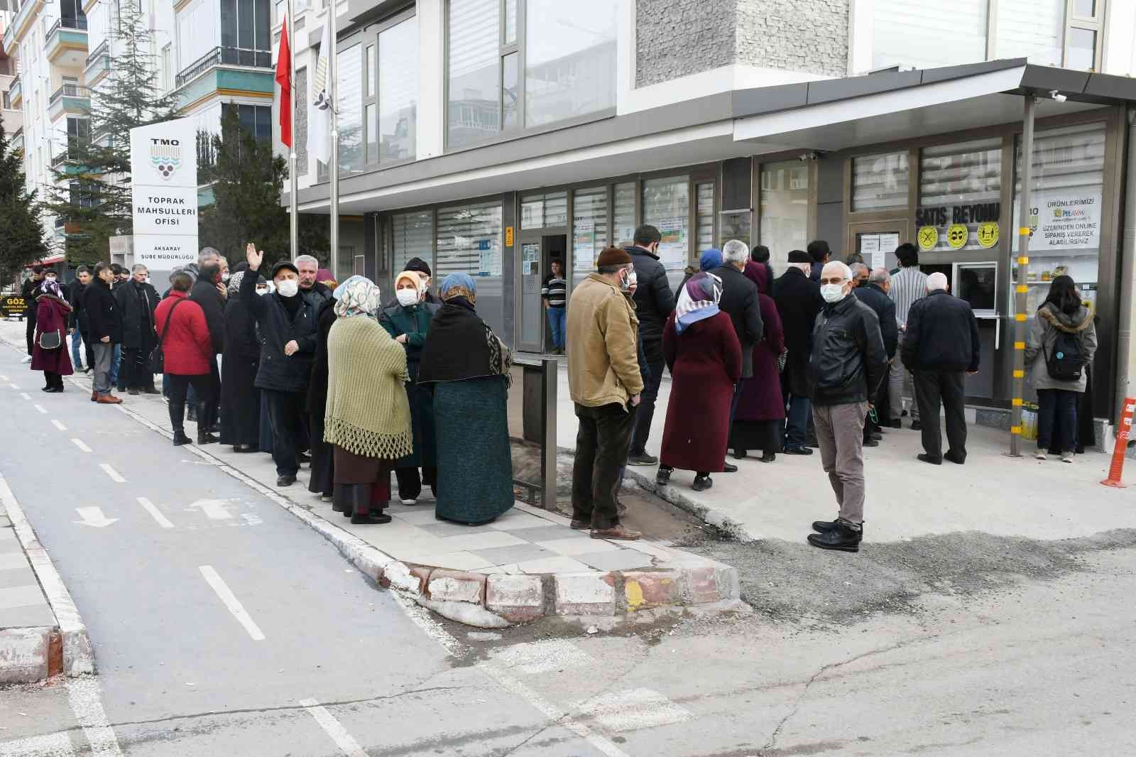 TMO’nun indirimli ürünlerine büyük ilgi