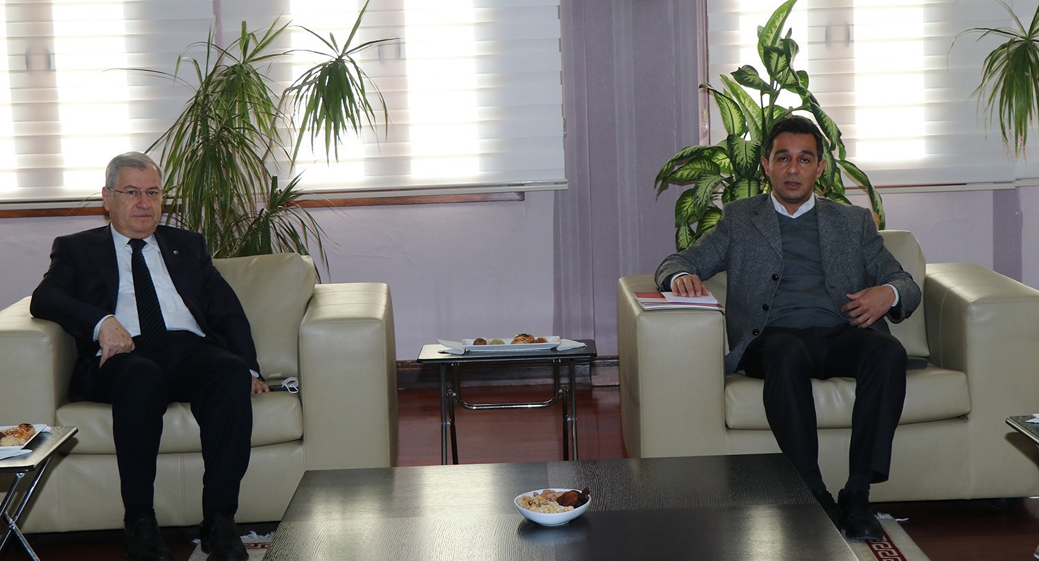 Artan akaryakıt fiyatlarına rağmen bayilerin kar marjları aynı kaldı