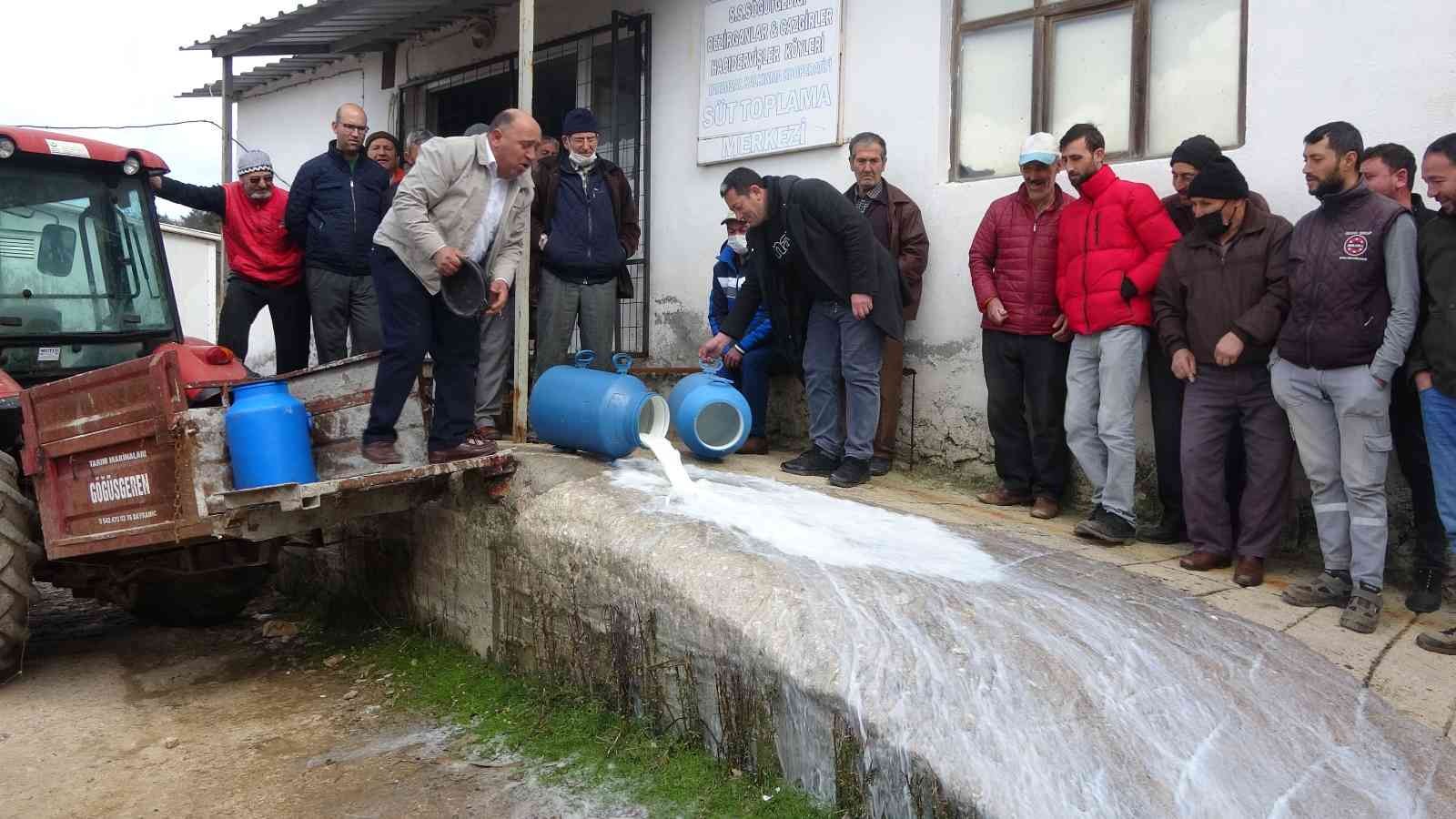 Çanakkale’de mandıracılara kızıp 200 kilogram sütü döktüler